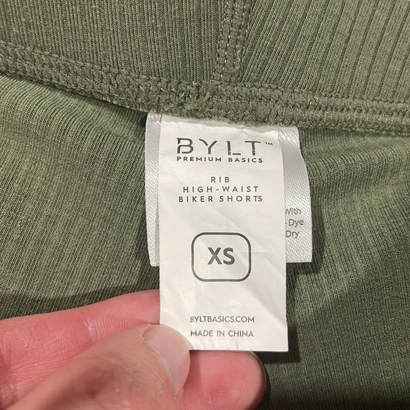 BYLT Basics Rib High-Waist Biker Short Palm - Picture 3 of 9